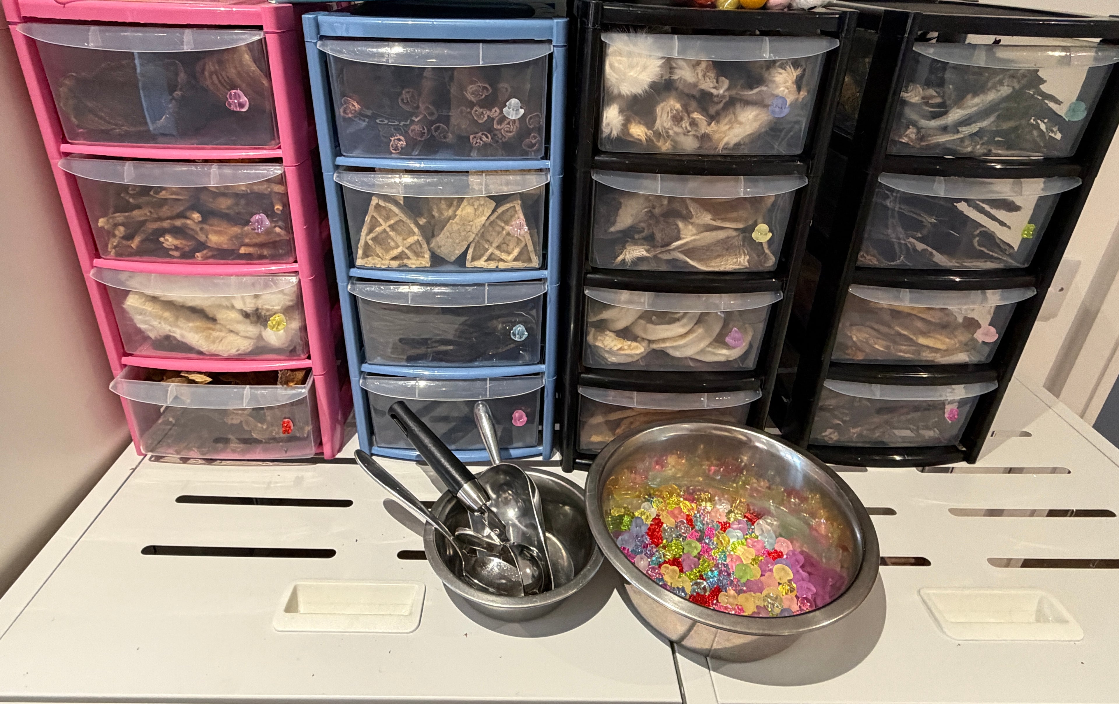 Mystery Scoop Natural Treat Box